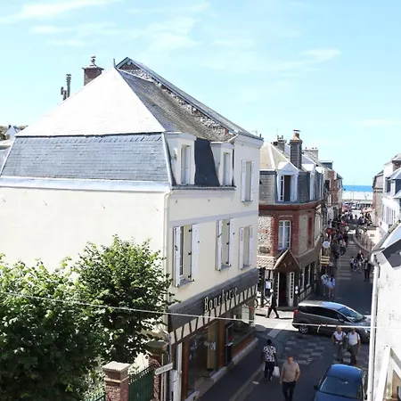 La A Pied Maison 50 M De La Parking Prive *